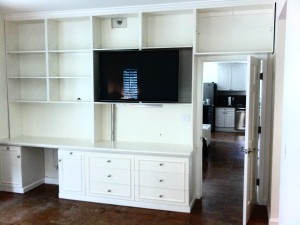 Residential TV Mounting Premium Audio Visual installation by dmg Martinez Group in Miami